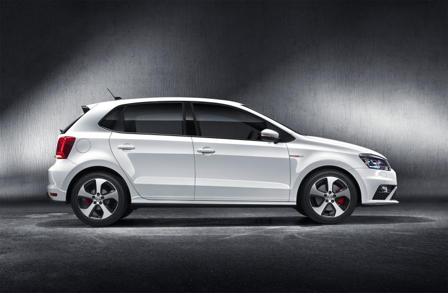 Volkswagen Polo GTi 2015 года  (CN) (фото 3 из 11)